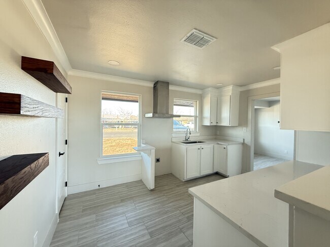 Foto del edificio - 3504 Thomas Ave