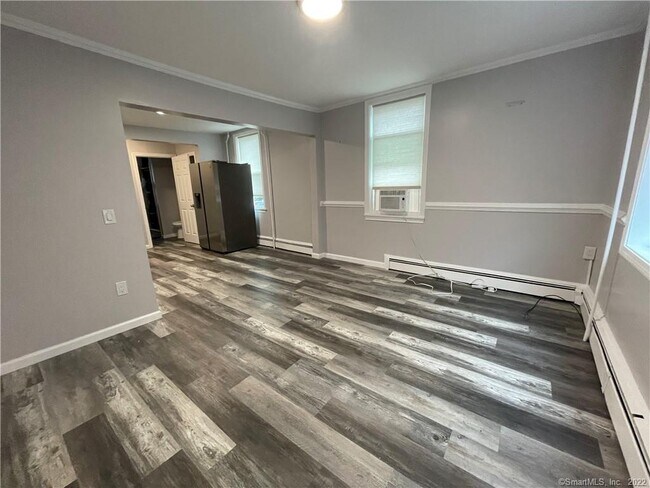 Foto del edificio - 1044 Farmington Ave