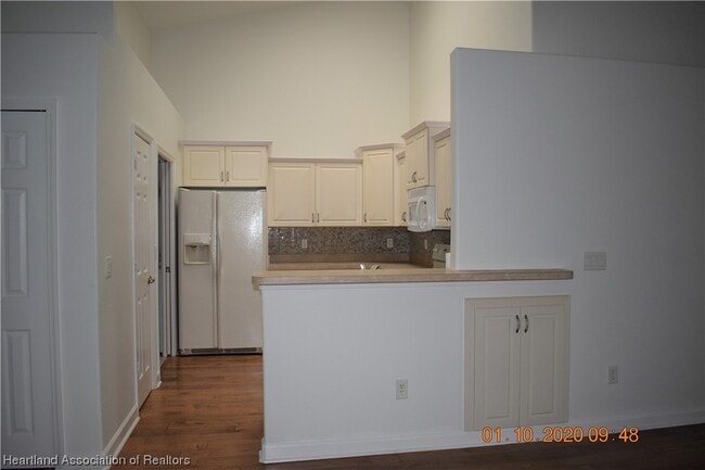 Building Photo - 2213 Key W Ct