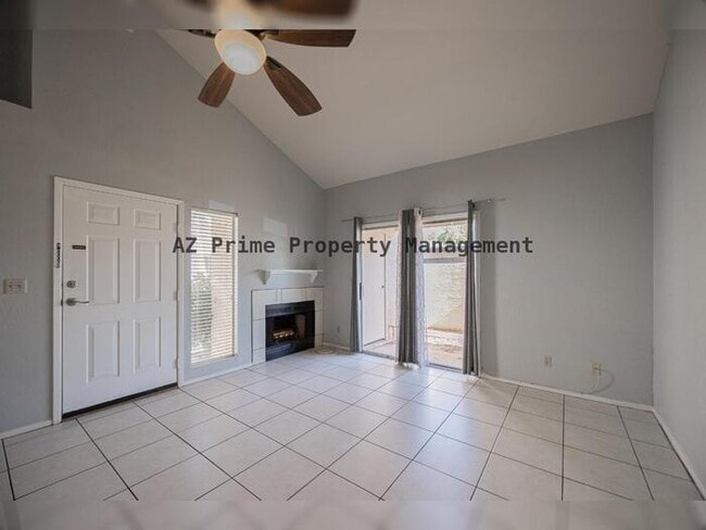 Building Photo - 2019 W Lemon Tree Pl