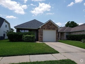 Building Photo - 7319 Village Lake Dr