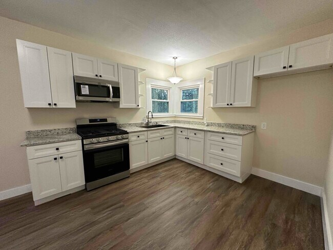 Building Photo - 415 Arbor Pl