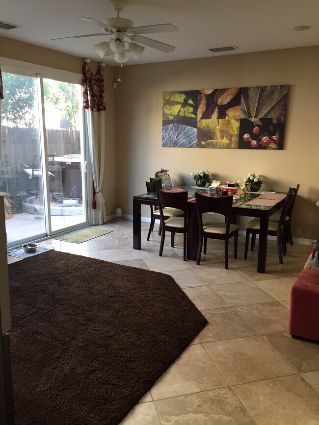 Foto del edificio - 7523 Wainscott Way