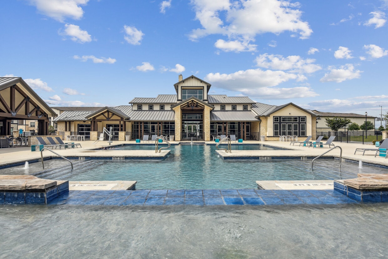 Primary Photo - Enclave Falcon Pointe