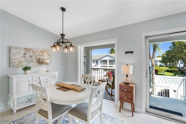 Building Photo - 829 Tanbark Dr