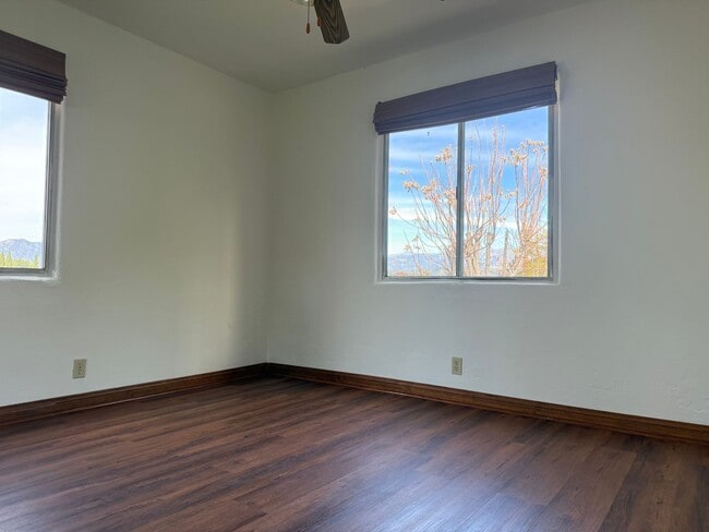 Building Photo - 2564 Corralitas Dr