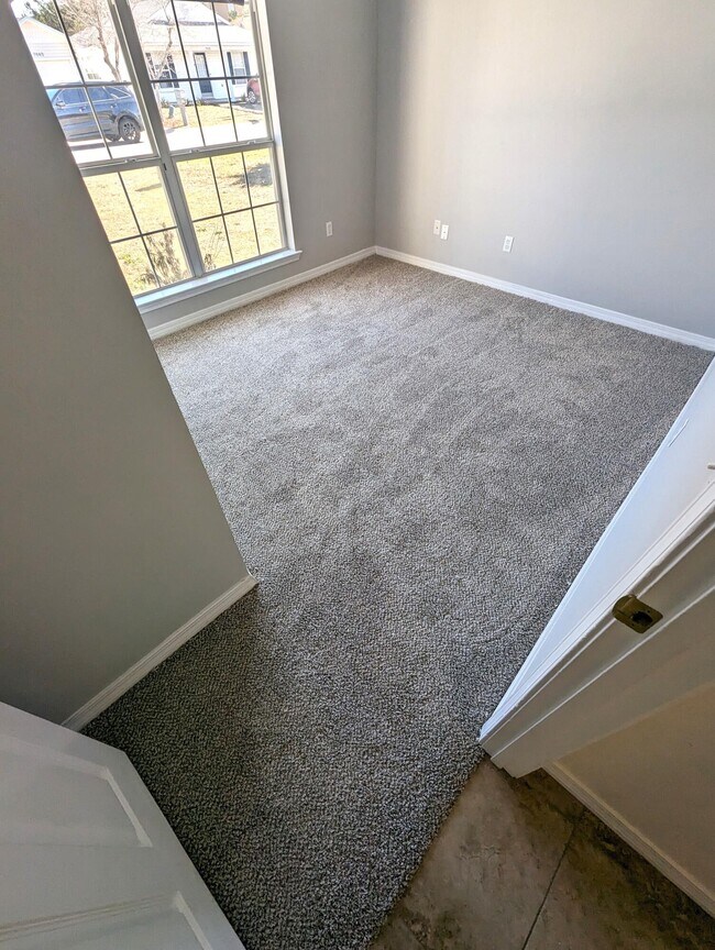 Foto del edificio - 7647 Chablis Cir