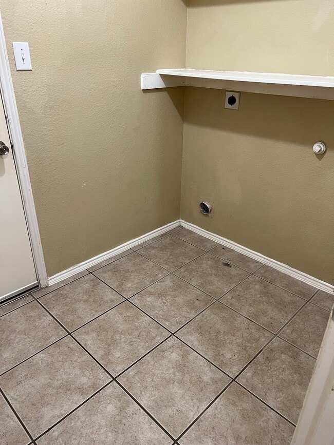 Foto del edificio - 10125 Coolidge Dr