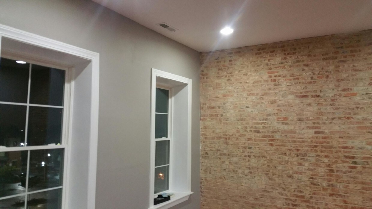Foto principal - 24 E 25th St