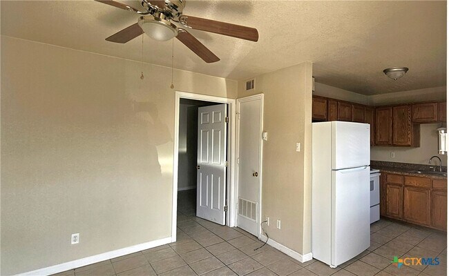 Foto del edificio - 607 N 20th St