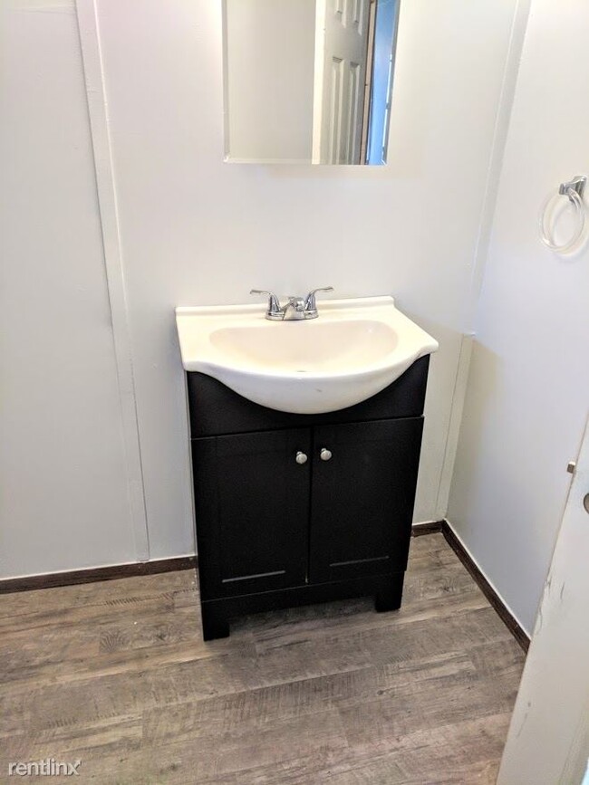 Foto del edificio - 2 br, 2 bath Mobile Home - Glennwood and J...