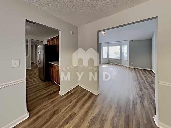 Building Photo - 5310 Salem Springs Dr