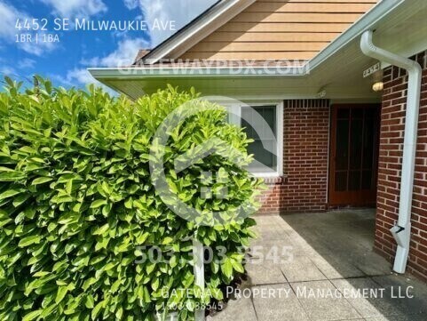 Photo - 4452 SE Milwaukie Ave Townhome