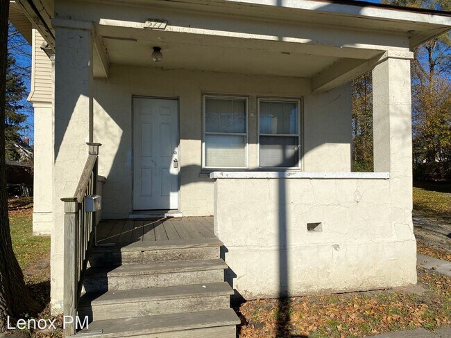 Foto del edificio - 3 br, 1 bath House - 577 N Perry