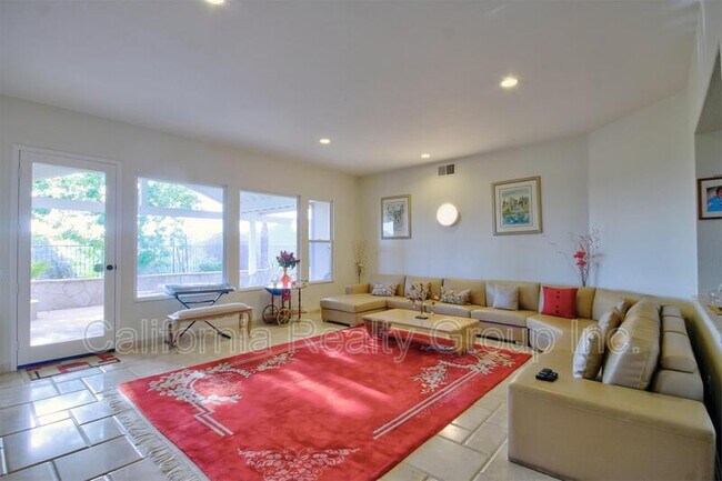 Foto del edificio - 23344 Stone Ridge Dr
