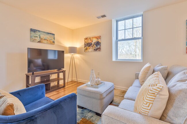 Foto del edificio - 12000 Main Campus Dr