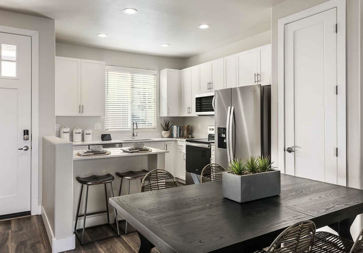 Village at Harvard Crossing Houses for Rent Goodyear, AZ