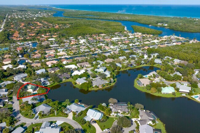 Foto del edificio - 10381 SE Jupiter Narrows Dr