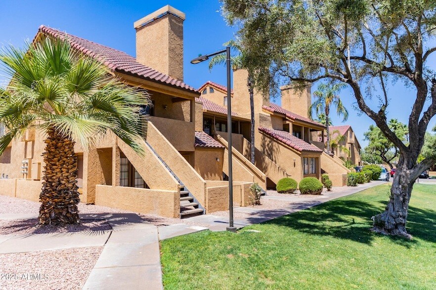 Foto principal - 4901 S Calle Los Cerros Dr