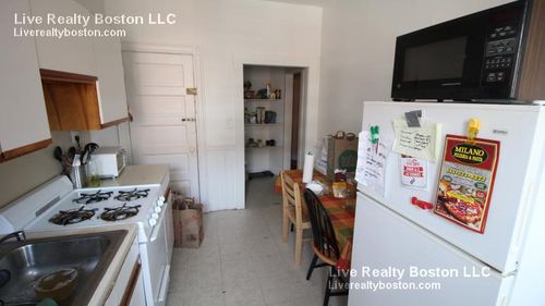 Foto del edificio - 32 Mount Hood Rd