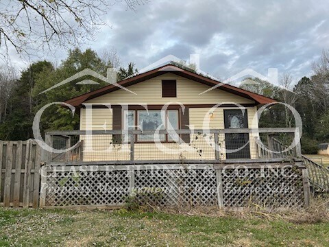 Building Photo - 280 Coggins Shore Rd