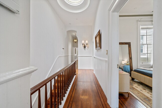 Foto del edificio - 2728 Pine St