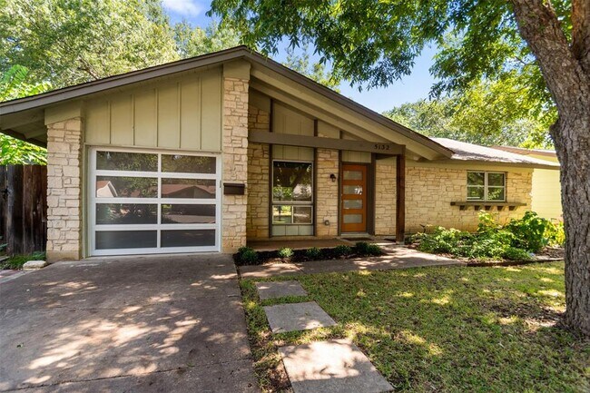 Building Photo - 5132 Meadow Creek Dr