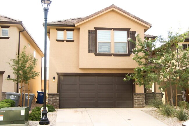 Foto del edificio - Spacious 4-Bed with 2.5 Baths in St George