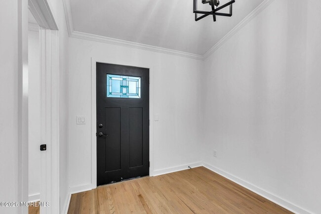 Building Photo - 20 Oak Hill Dr