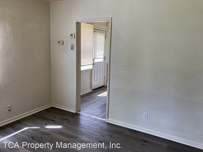 Foto del edificio - 3 br, 1 bath House - 55 Liberty Street