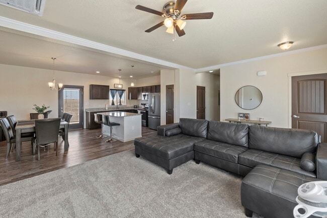 Foto del edificio - 1086 N Purcell Blvd