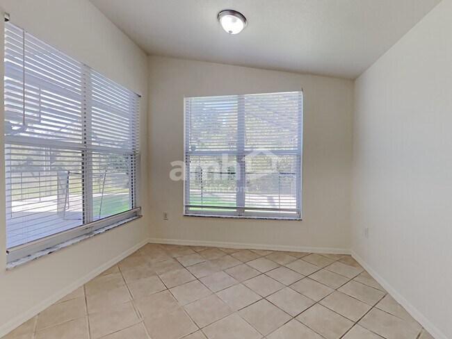 Foto del edificio - 31053 Wolfert Place