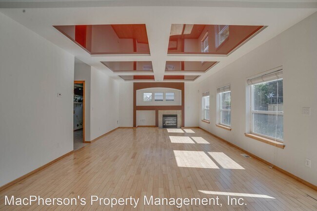 Building Photo - 3 br, 2.5 bath House - 4222 154th Pl SE