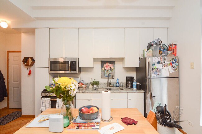 Foto del edificio - 833 W Grand Ave