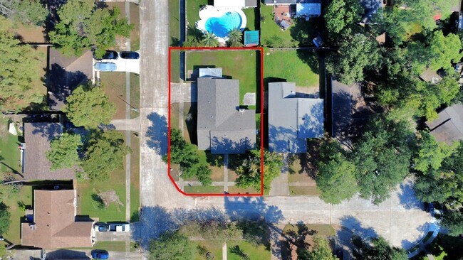 Foto del edificio - 7303 Foxwick Ln