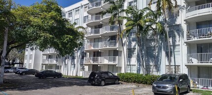 Building Photo - 486 NW 165th St