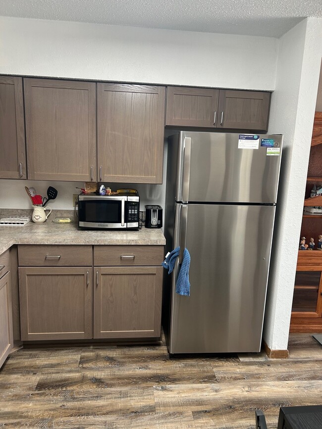 Building Photo - Eastside Acres