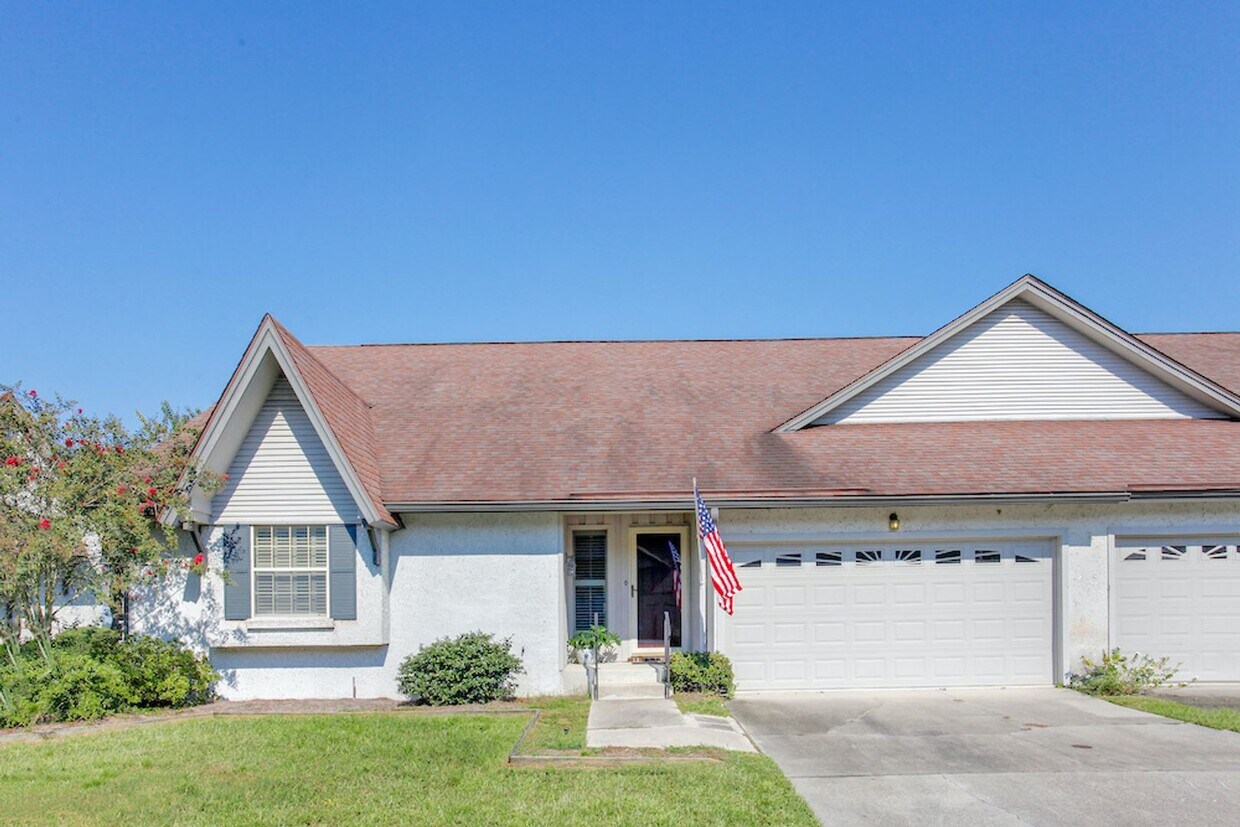 Primary Photo - 2 BED | 3 BATH | WHITEMARSH ISLAND