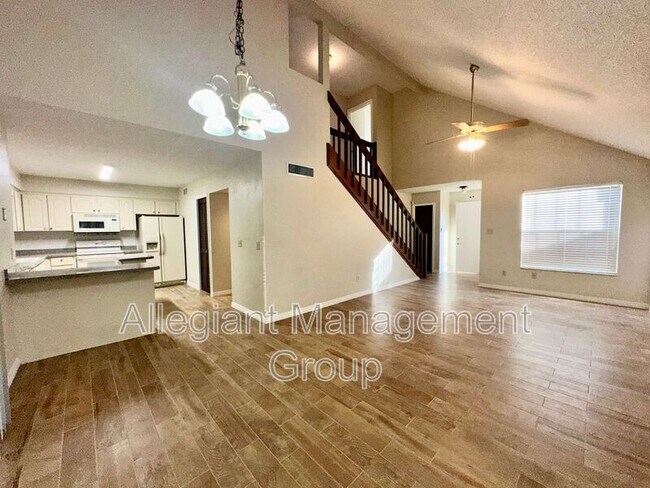 Building Photo - 1036 Bimini Ct