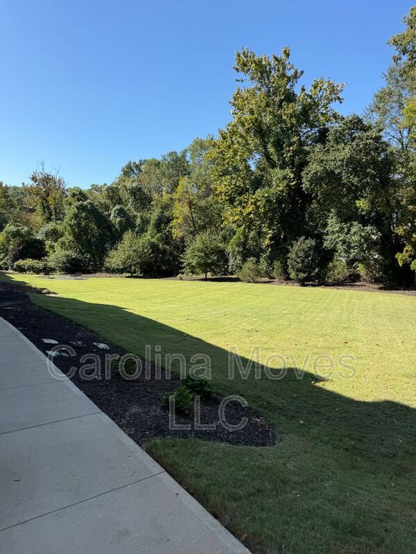 Building Photo - 57 Millside Cir