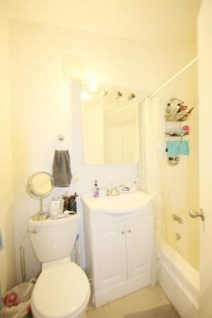 Building Photo - 12 Stoneholm St