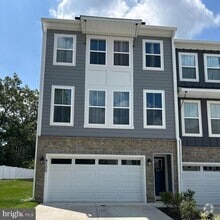 Building Photo - 4100 Bolton Ct