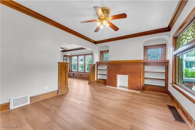 Building Photo - 4732 E 104th St