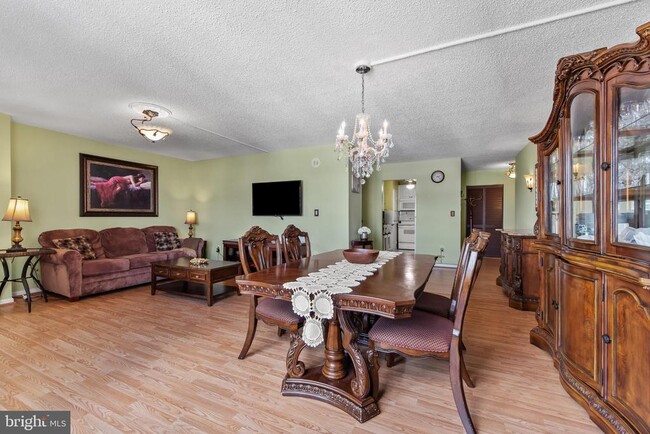 Building Photo - 205 E Joppa Rd