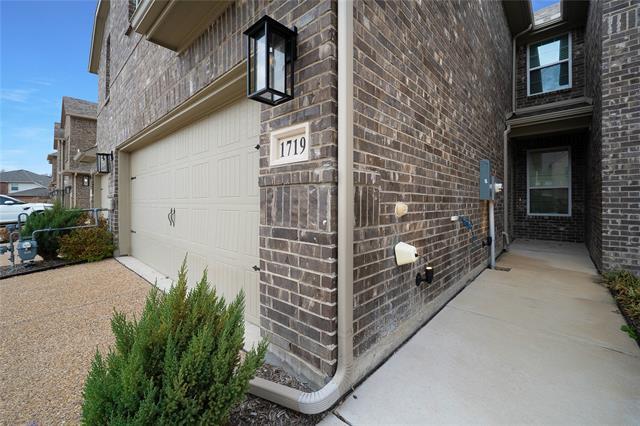 Foto del edificio - 1719 Lisa Ct