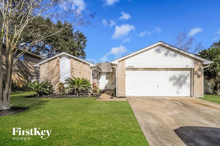 Foto principal - 3007 Becket St