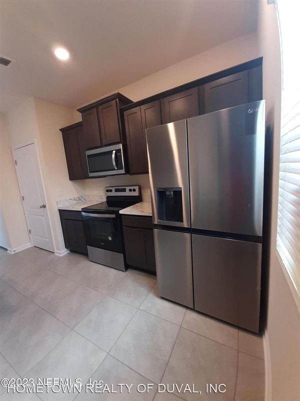 Foto del edificio - 4038 Oak Mill Rd