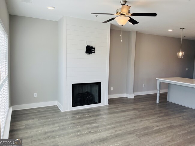 Foto del edificio - 1532 Henry St SW