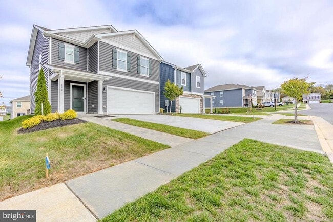 Building Photo - 171 Schyrock Dr