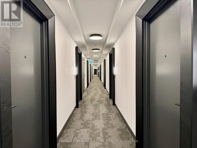 Building Photo - 70 Princess St